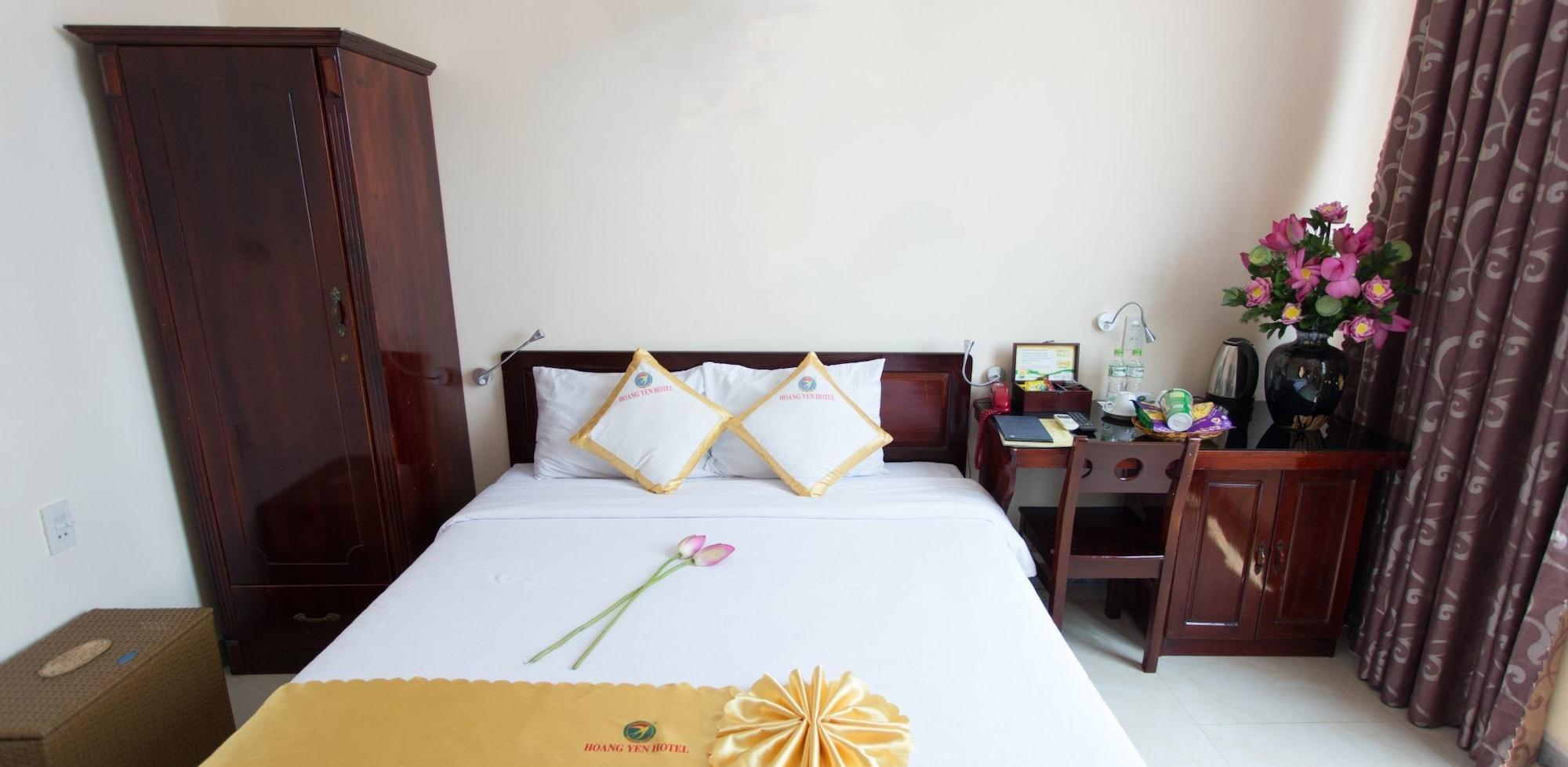 Hong Phuc Hotel Куинён Экстерьер фото
