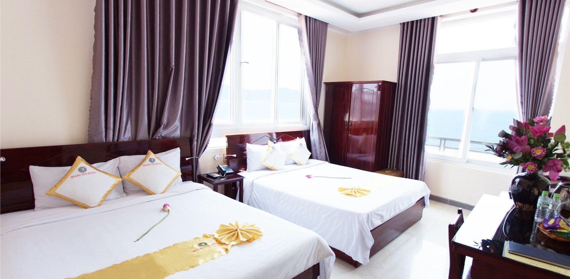 Hong Phuc Hotel Куинён Экстерьер фото