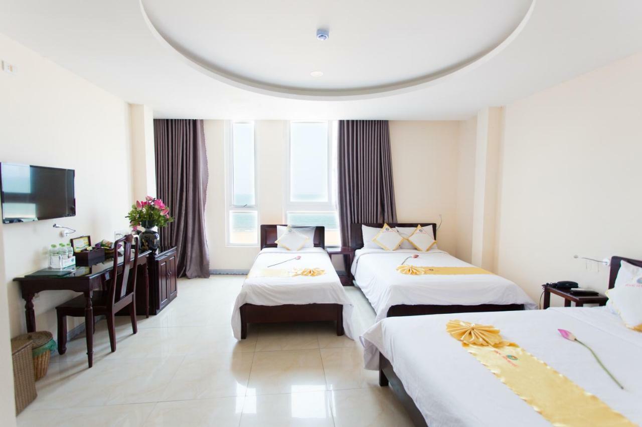 Hong Phuc Hotel Куинён Экстерьер фото